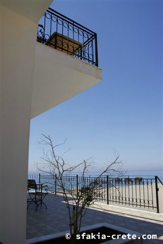 Photo report of a trip around Sfakia, Crete, May 2006